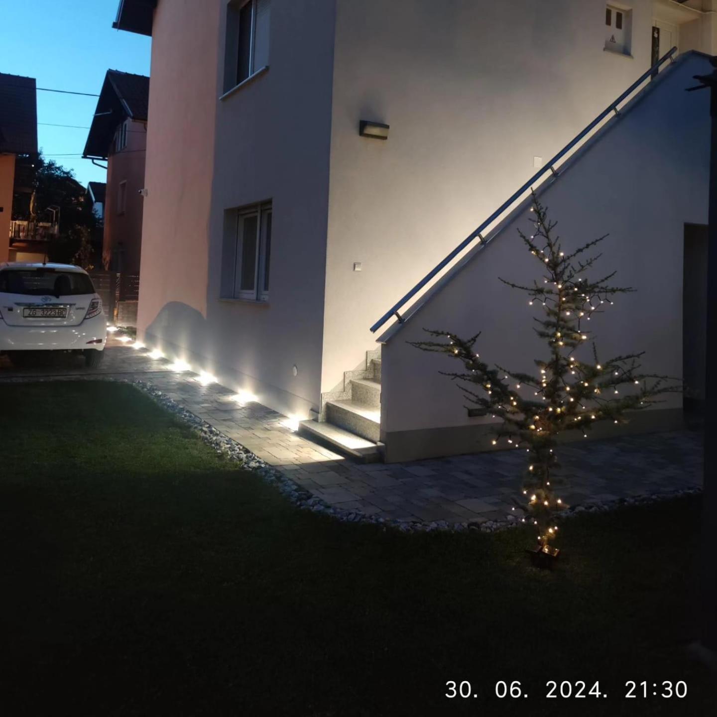 Lumani Apartment Zagreb With Free Parking Dış mekan fotoğraf